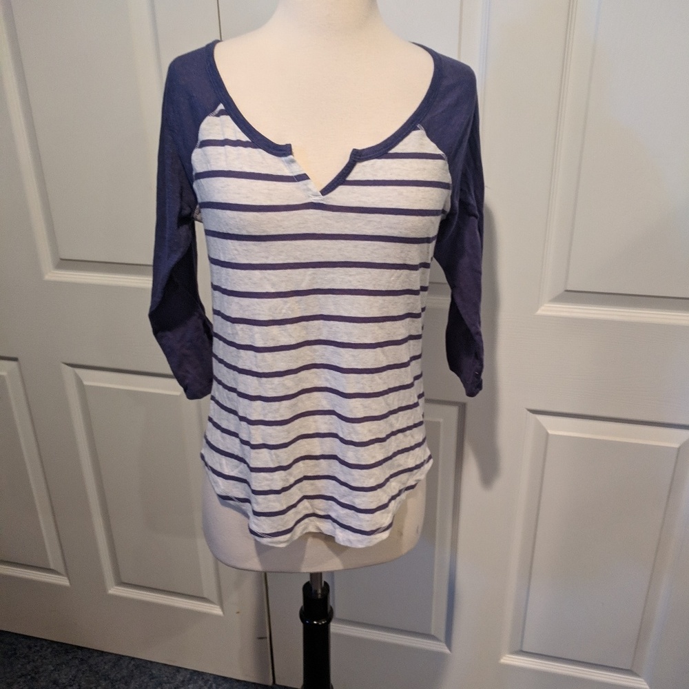 SO 3/4 sleeve striped shirt